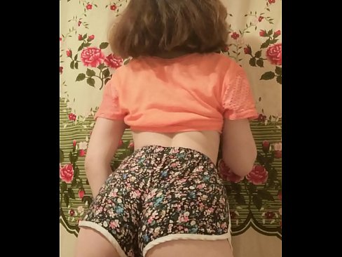 ❤️ Babi ifanc rhywiol yn tynnu ei siorts ar gamera ️❌ Fideo rhefrol ar cy.sex78.ru ❤