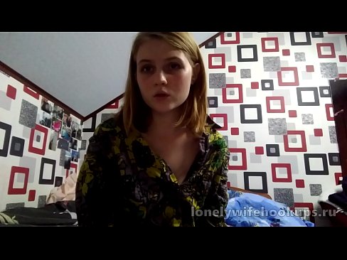 ❤️ Myfyriwr ifanc melyn o Rwsia yn hoffi dicks mwy. ️❌ Fideo rhefrol ar cy.sex78.ru ❤