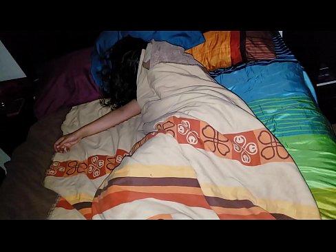 ❤️ Stepson yn curo ei lysfam ifanc tra mae hi'n cysgu. ️❌ Fideo rhefrol ar cy.sex78.ru ❤
